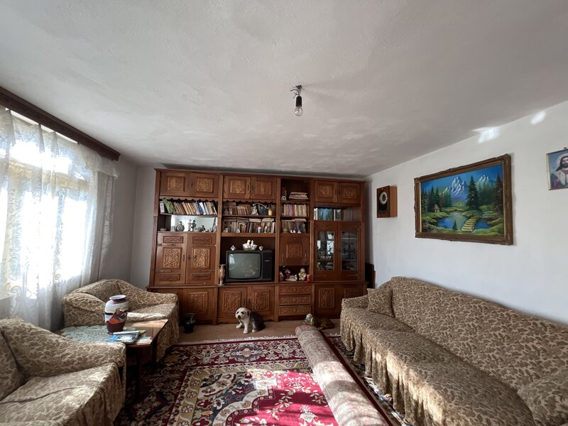 Valcea Casa de vanzare in apropiere de Craiova